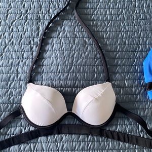 Victoria Secret Black & White Swimsuit top